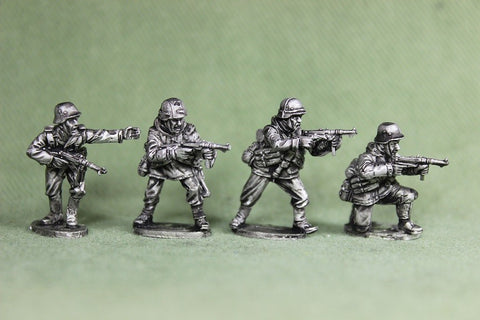VG 9 \ Armed with MP40
