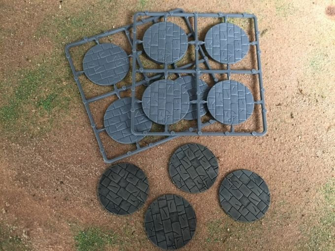 Base32 - 50mm Diameter Paved Effect Bases