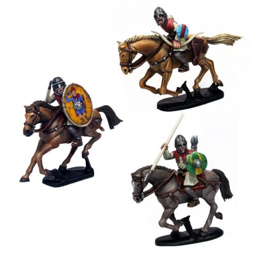 Late Roman Light Cavalry (plastica 12 miniature a cavallo)