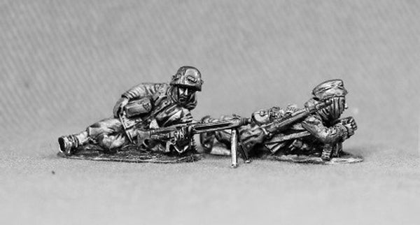 VG 13 \ MG 42 teams moving and firing